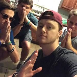 Meet your Posher, Cameron